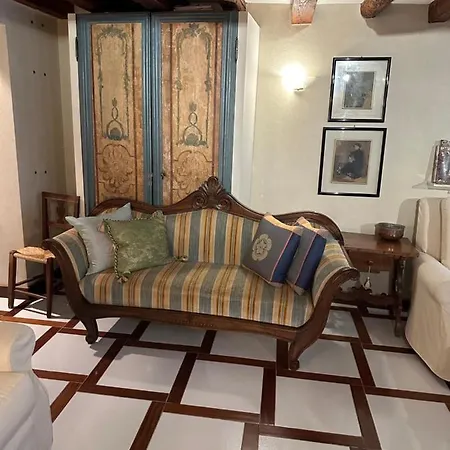 1 Ca'Del Traghetto Family Apartment Venezia Esterno foto