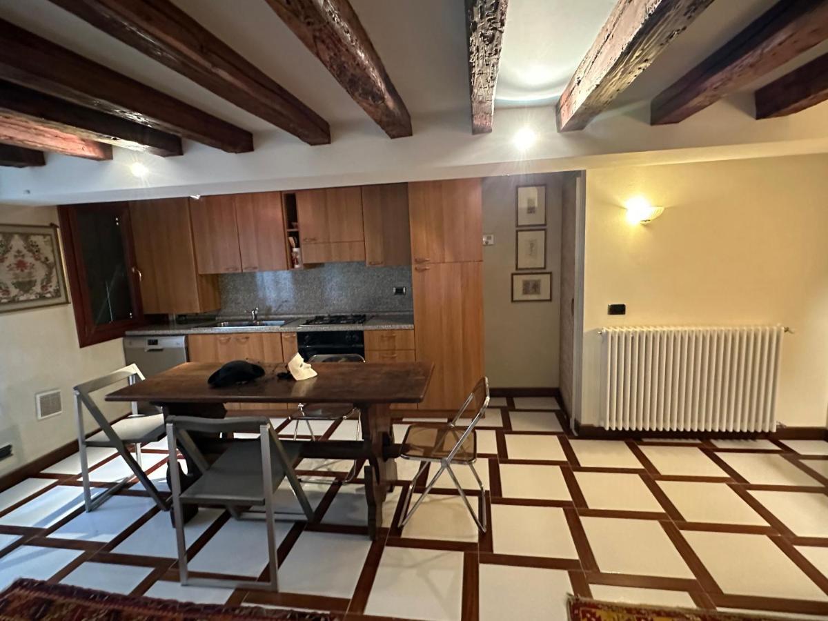1 Ca'del Traghetto Family Appartement Venetië